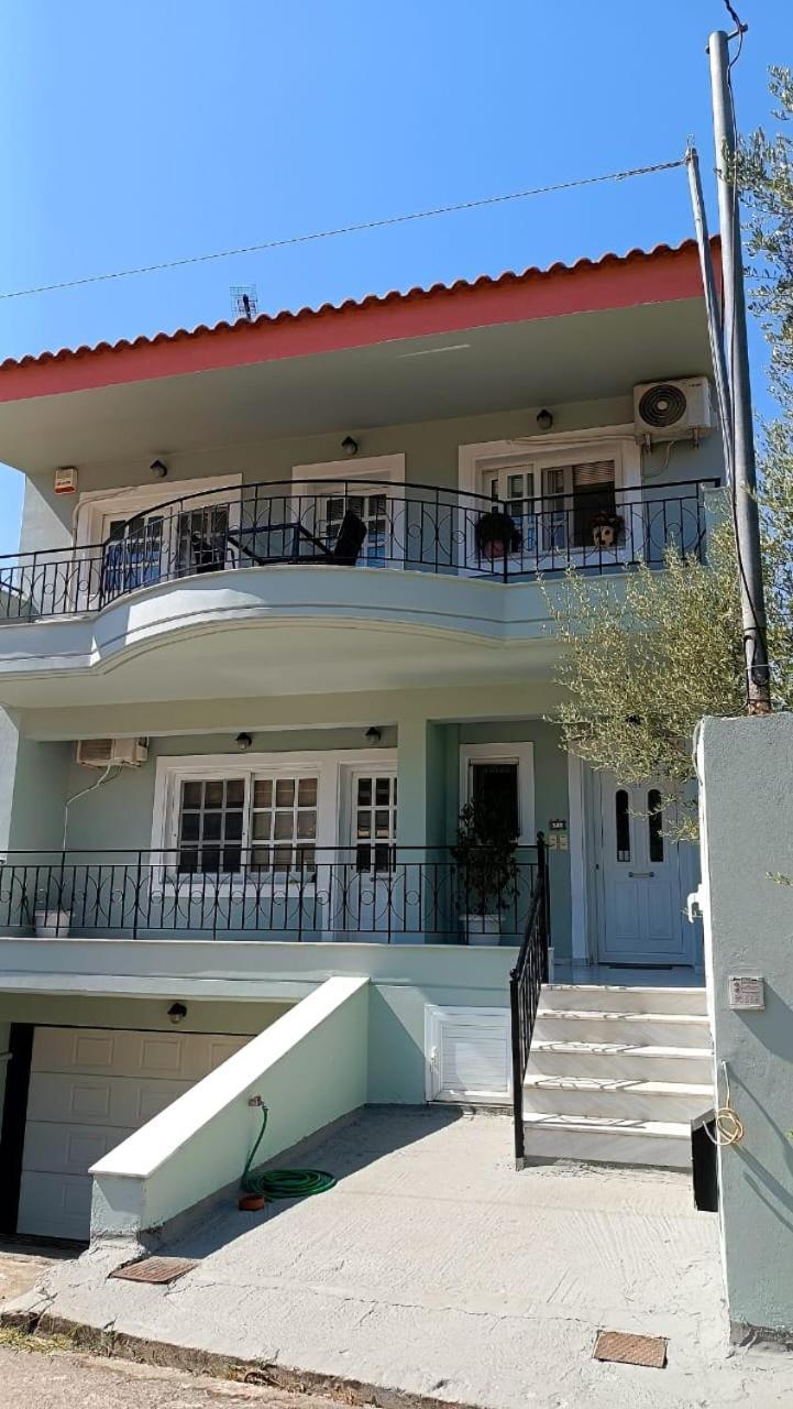 Ruby'S House Apartment Chalkida Bagian luar foto